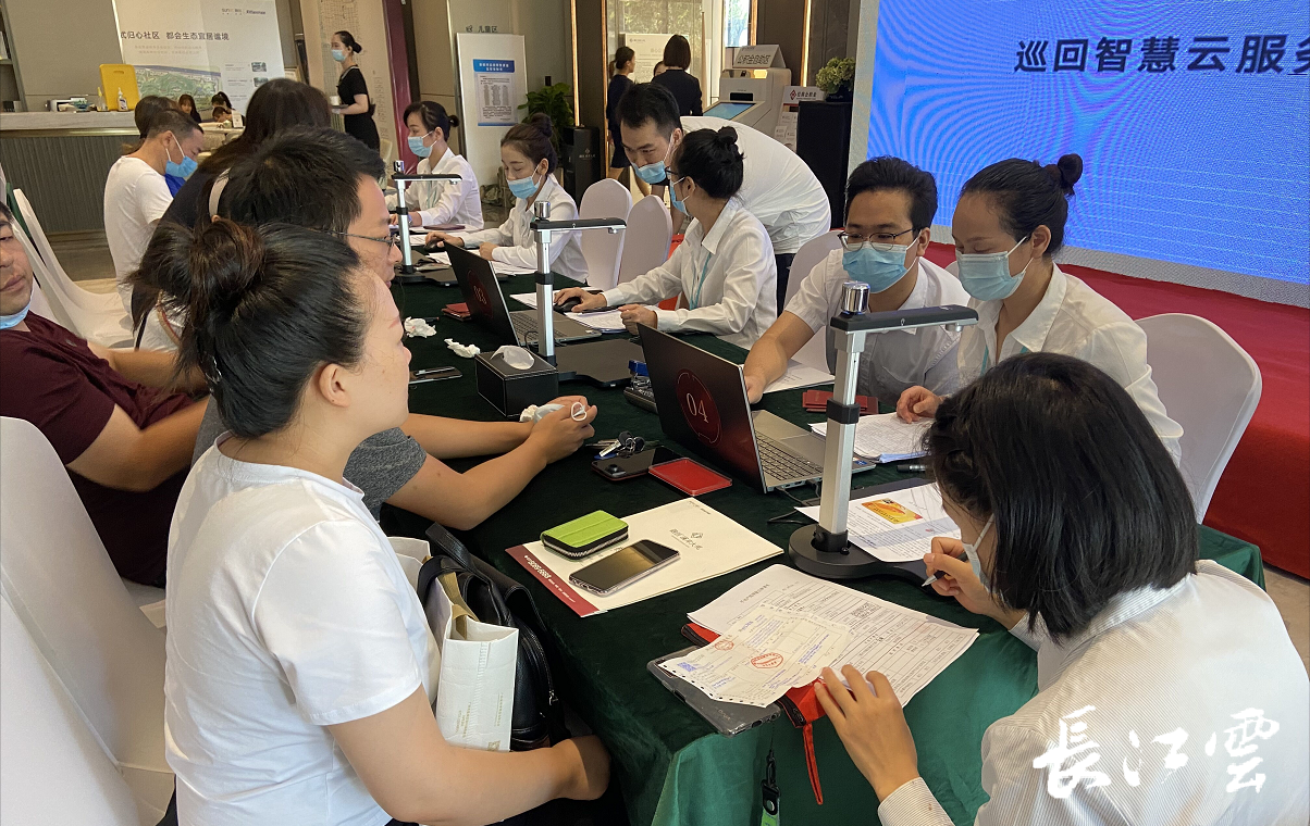 最新公积金24小时咨询电话人工方法分析(最方便真实的德清公积金热线电话人工服务时间是多少方法)